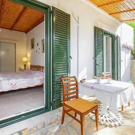 Vasiliki Agios Gordios Ferienhaus